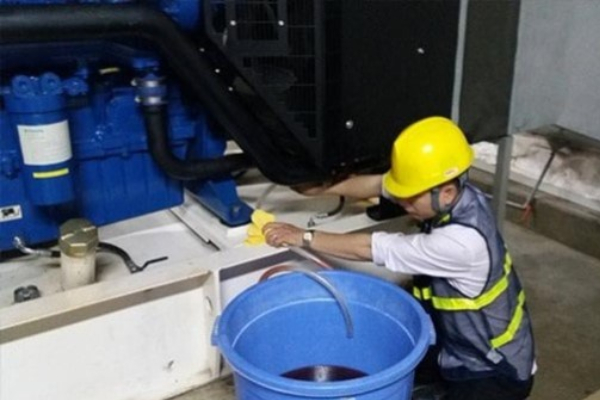 Hướng dẫn thay nước làm mát máy phát điện chuẩn nhất