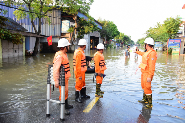 Quy trình đánh giá và đảm bảo an toàn ban đầu cho máy phát điện khi ngập nước