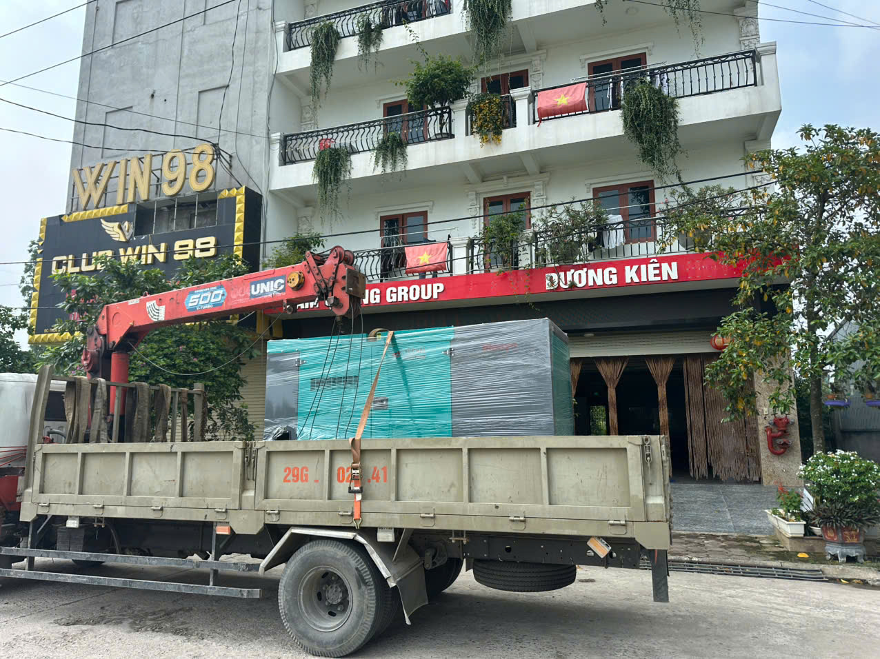 Lắp đặt máy phát điện Yuchai tại Bắc Giang: Đảm bảo nguồn điện liên tục cho dự án khách sạn của bạn